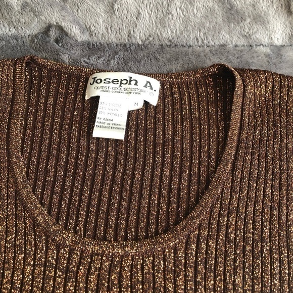 JOSEPH A Metallic Bronze Short Sleeve ribbed sweater Blouse
#w1027 - Picture 5 of 8